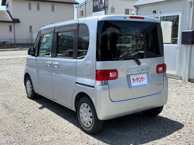 2008 Daihatsu Tanto – thumbnail 4
