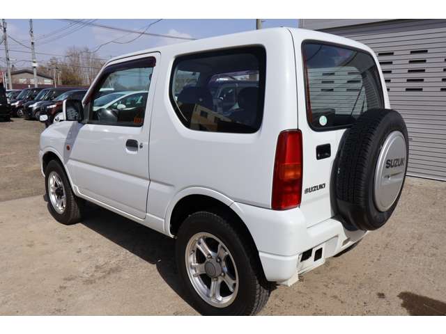 2008 Suzuki Jimny – thumbnail 4