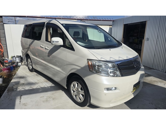 2005 Toyota Alphard