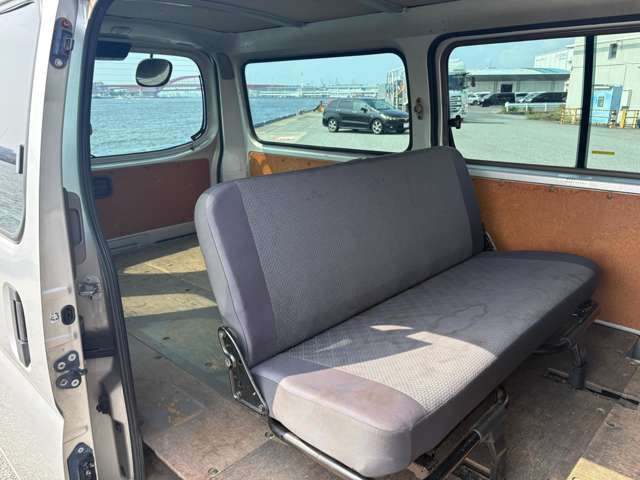 2009 Nissan Caravan – thumbnail 4