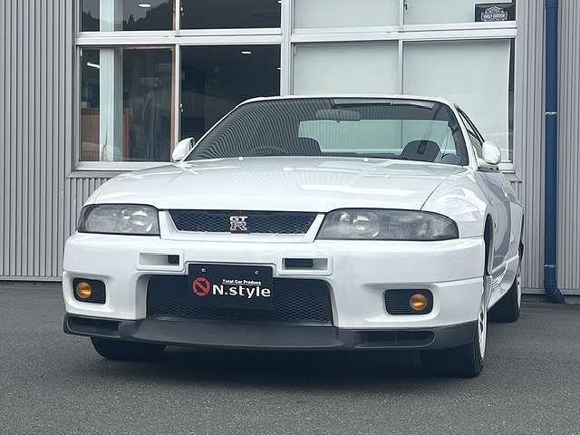 1996 Nissan Skyline GT-R – thumbnail 4