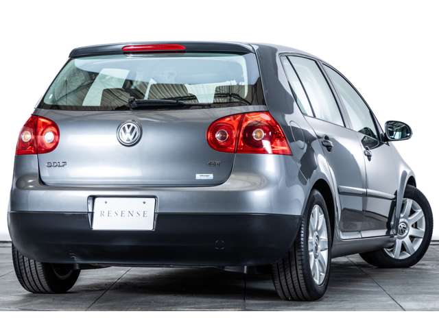 2005 Volkswagen Golf – thumbnail 3