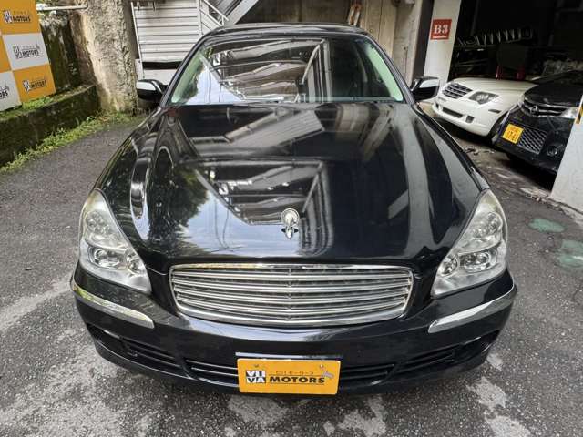 2004 Nissan Cima – thumbnail 3
