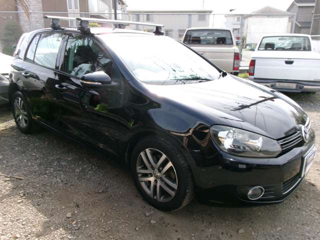 2010 Volkswagen Golf – thumbnail 4