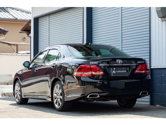 2008 Toyota Crown Athlete – thumbnail 4