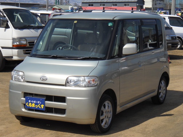 2004 Daihatsu Tanto