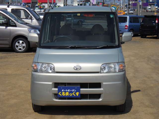 2004 Daihatsu Tanto – thumbnail 3