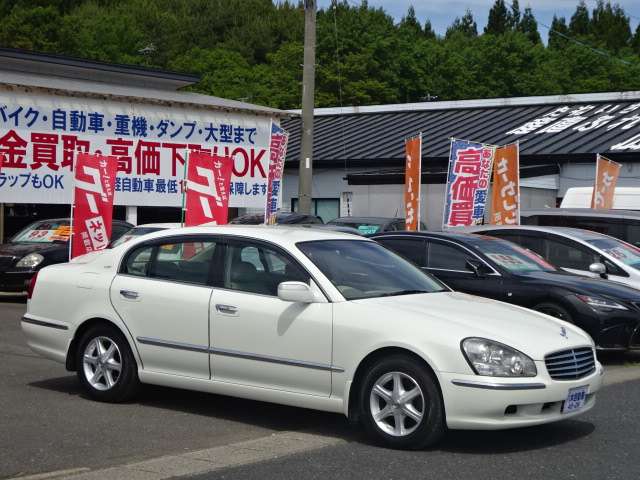 2003 Nissan Cima – thumbnail 4