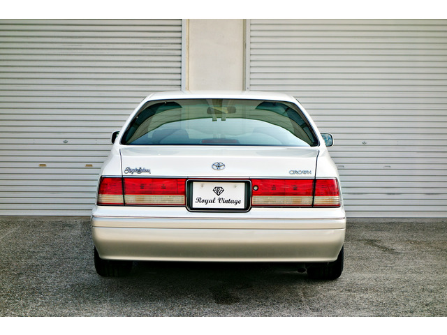 1998 Toyota Crown Sedan – thumbnail 2