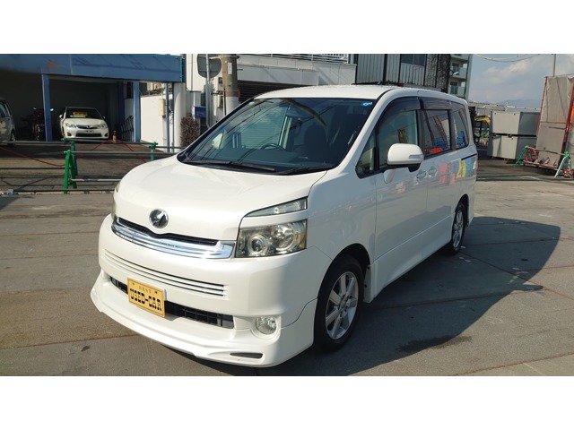 2008 Toyota Voxy