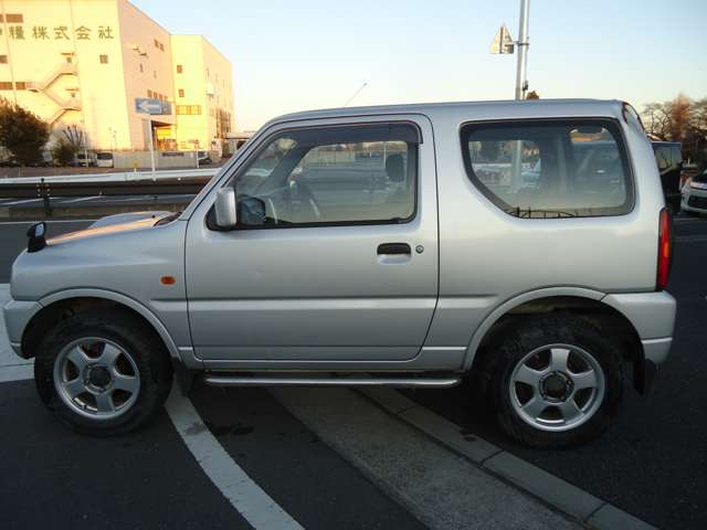 2008 Suzuki Jimny – thumbnail 4
