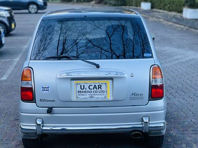 2001 Daihatsu Mira Gino – thumbnail 3
