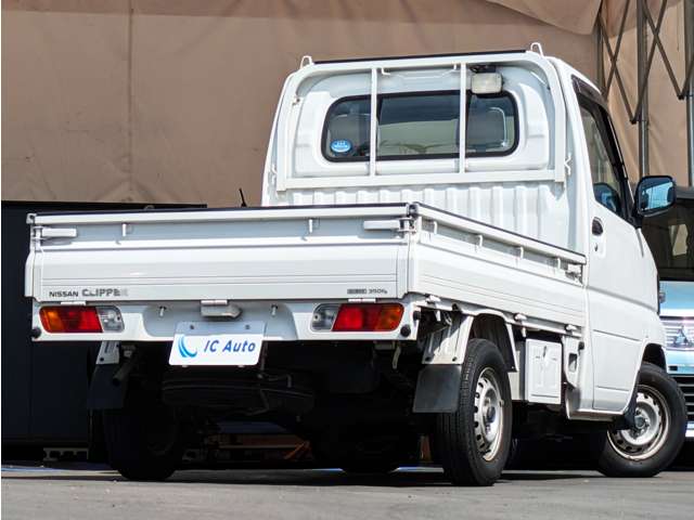 2006 Nissan Clipper Truck – thumbnail 2