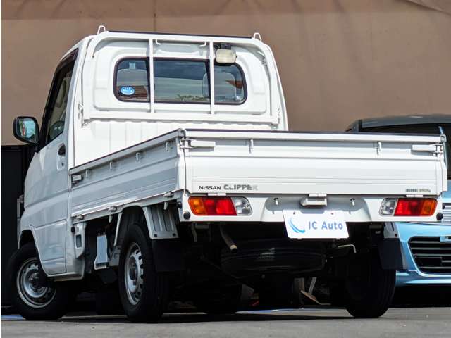 2006 Nissan Clipper Truck – thumbnail 4