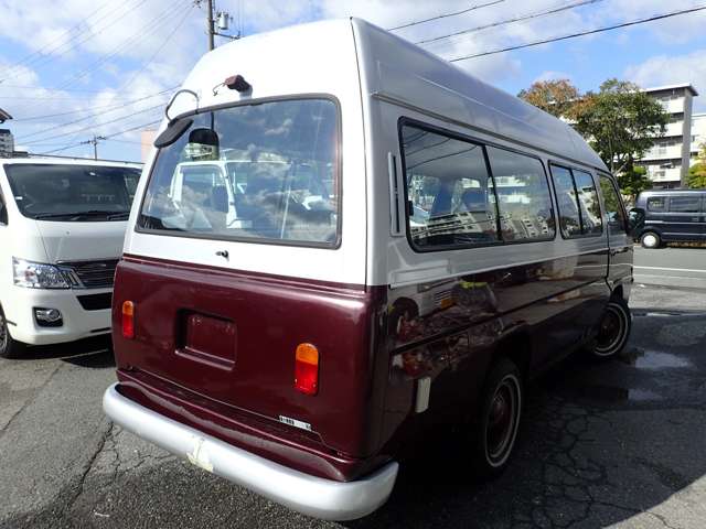 1995 Nissan Caravan – thumbnail 4