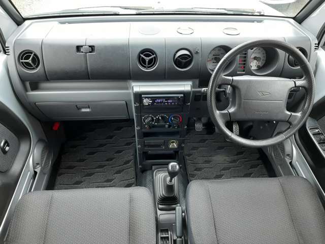 2001 Daihatsu Naked – thumbnail 4