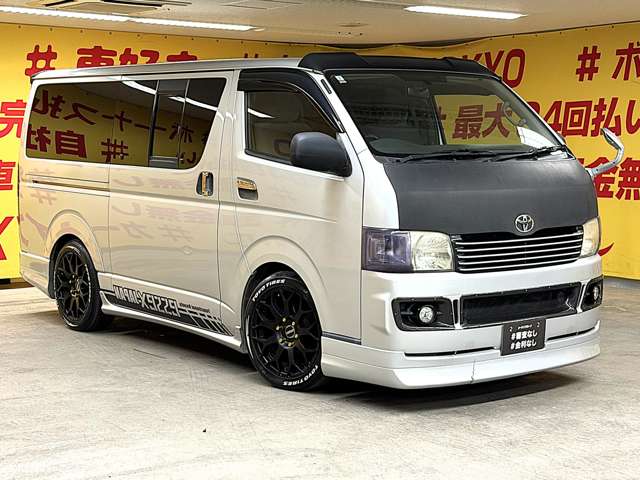2008 Toyota Hiace – thumbnail 3