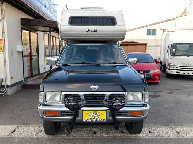 1996 Nissan Datsun – thumbnail 2