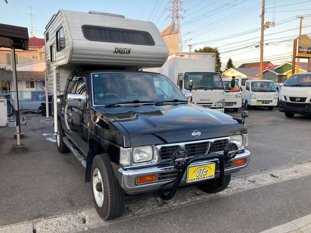 1996 Nissan Datsun – thumbnail 3