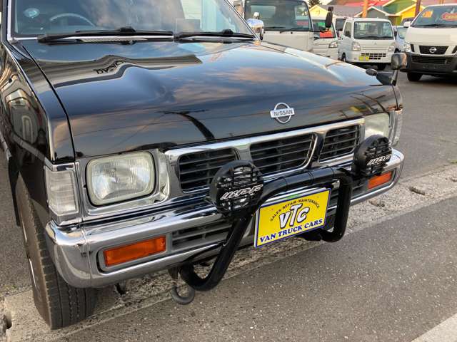 1996 Nissan Datsun – thumbnail 4