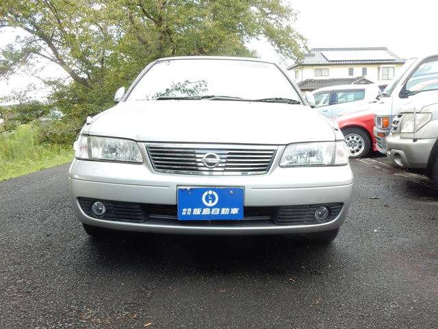 2003 Nissan Sunny – thumbnail 2