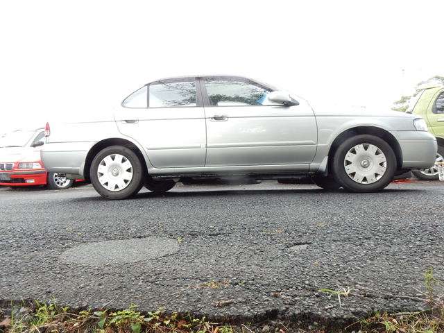2003 Nissan Sunny – thumbnail 4