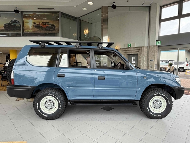 2002 Toyota Land Cruiser Prado – thumbnail 2