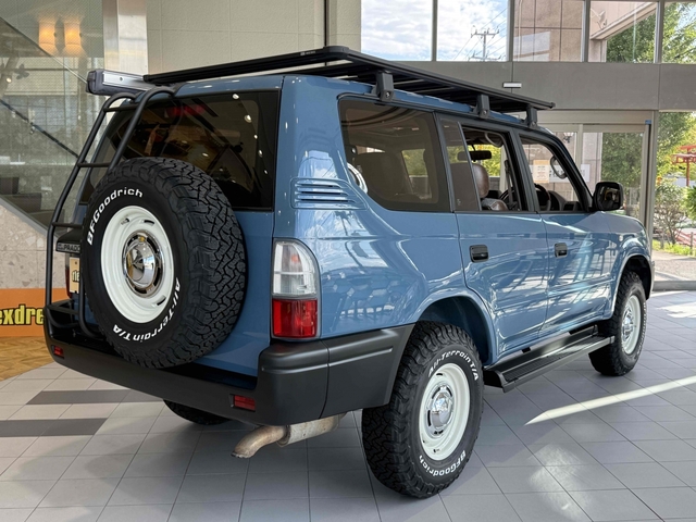 2002 Toyota Land Cruiser Prado – thumbnail 3
