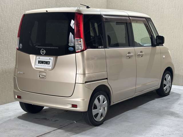 2010 Nissan Roox – thumbnail 4