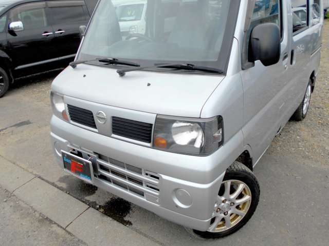 2010 Nissan Clipper – thumbnail 2