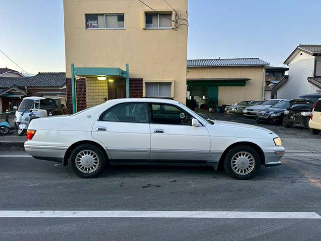 1995 Toyota Crown – thumbnail 3