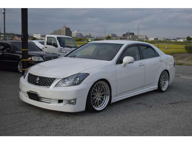 2008 Toyota Crown Athlete – thumbnail 4