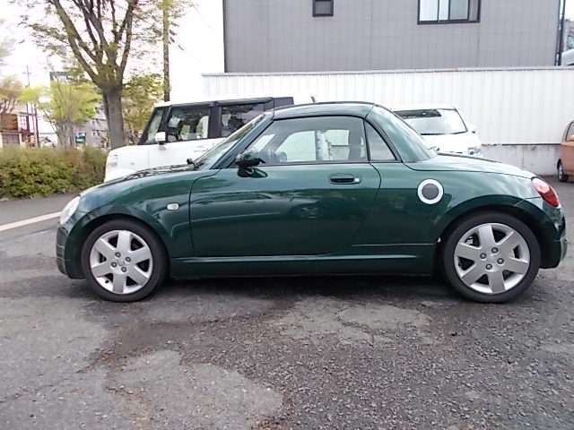 2004 Daihatsu Copen – thumbnail 4