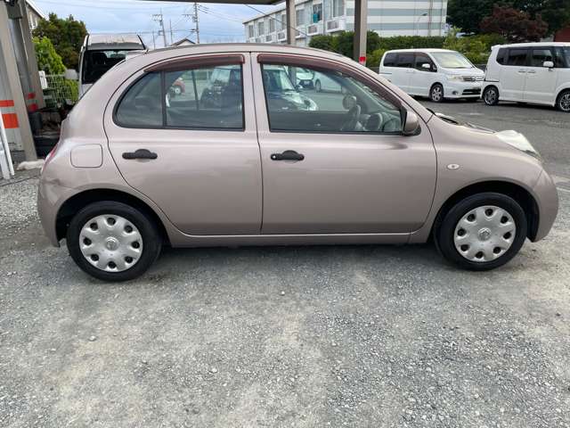 2009 Nissan March – thumbnail 4