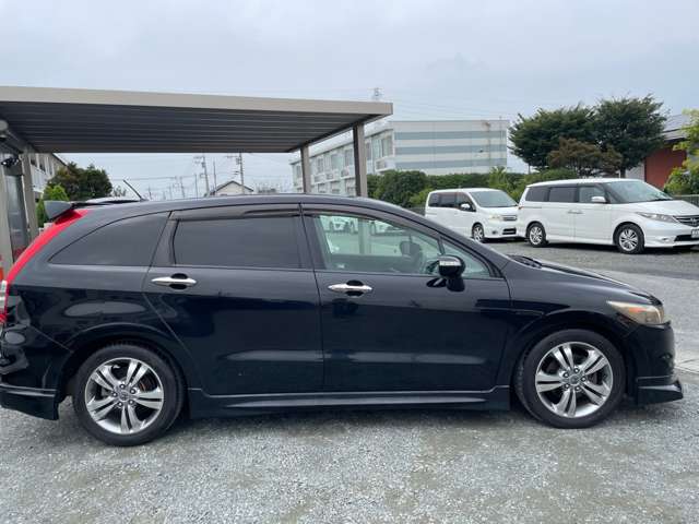 2009 Honda Stream – thumbnail 4