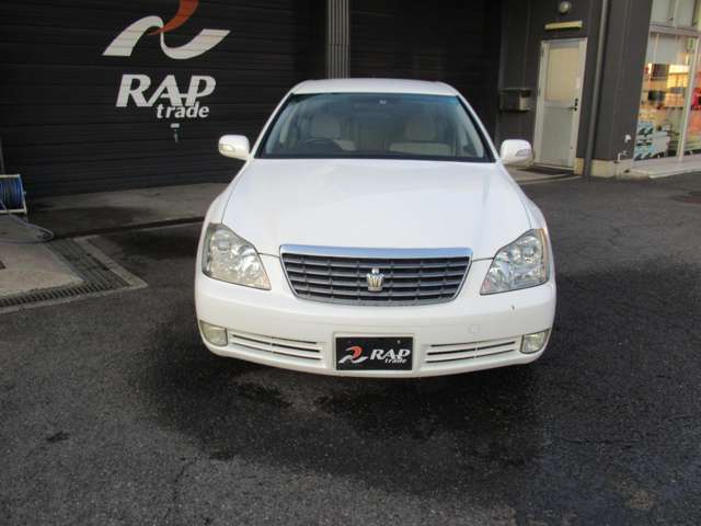 2007 Toyota Crown Royal – thumbnail 2