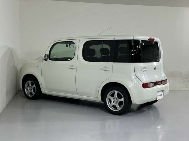 2010 Nissan Cube – thumbnail 4