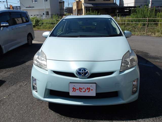 2010 Toyota Prius – thumbnail 3