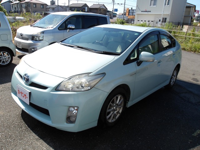 2010 Toyota Prius – thumbnail 4