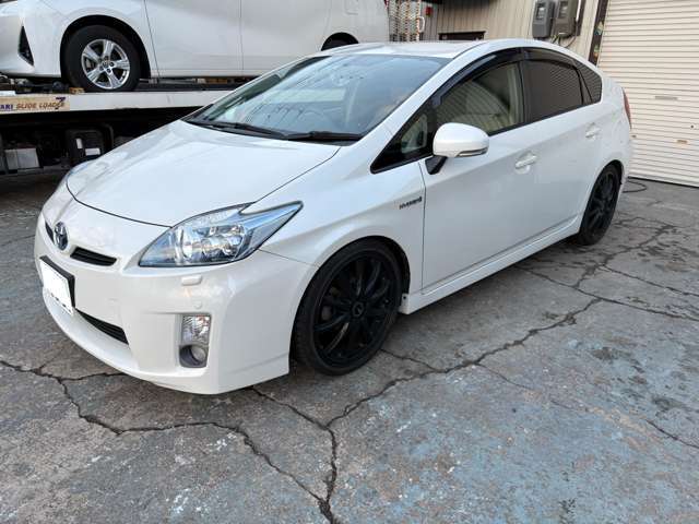 2009 Toyota Prius – thumbnail 2