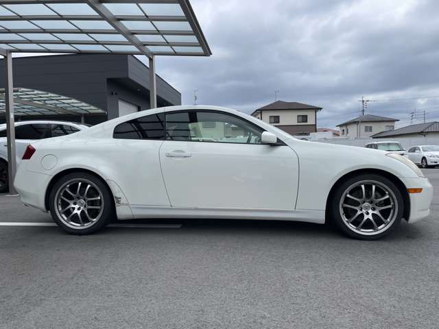 2005 Nissan Skyline Coupe – thumbnail 3