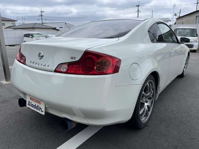 2005 Nissan Skyline Coupe – thumbnail 4