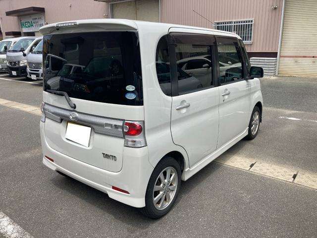 2008 Daihatsu Tanto – thumbnail 4