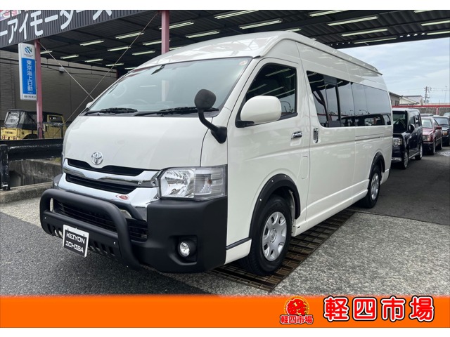 2006 Toyota Hiace