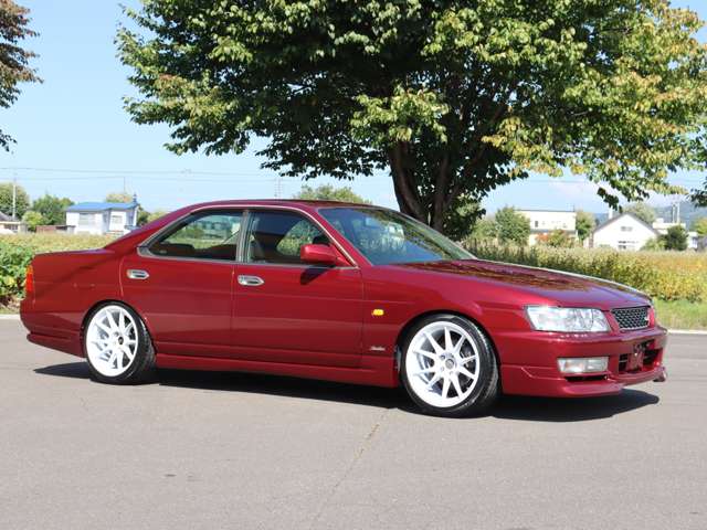 1998 Nissan Laurel – thumbnail 3