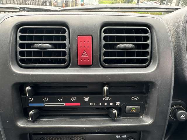 2010 Suzuki Carry – thumbnail 4