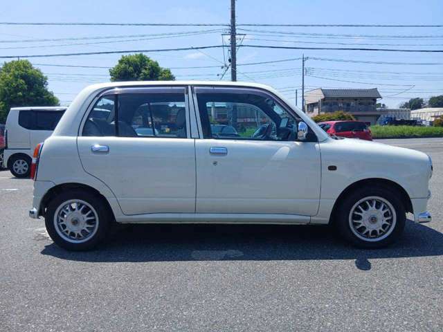 2001 Daihatsu Mira Gino – thumbnail 3