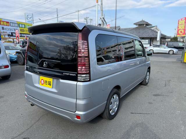 2003 Honda Stepwgn – thumbnail 3