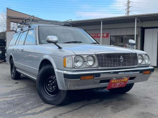 1997 Toyota Crown Van – thumbnail 3