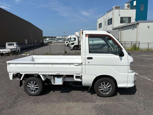 2002 Daihatsu Hijet Truck – thumbnail 4